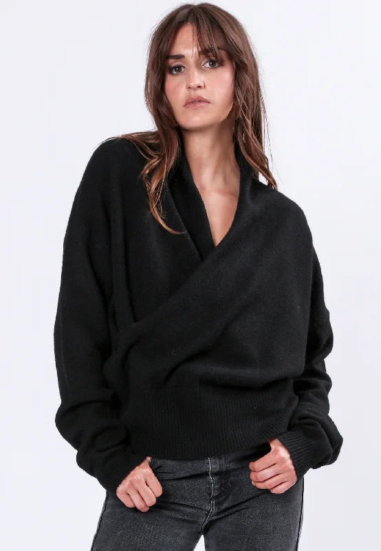 LIBERTY JUMPER BLACK Soft Hooded Sweatshirt