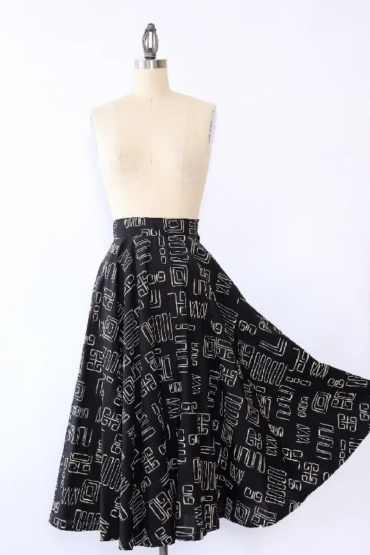 1950s Modernist Monochrome Circle Skirt S Wrap unclassified skirts