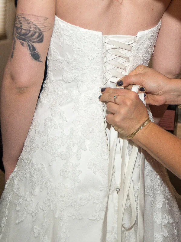 David's Bridal Striped unclassified dresses