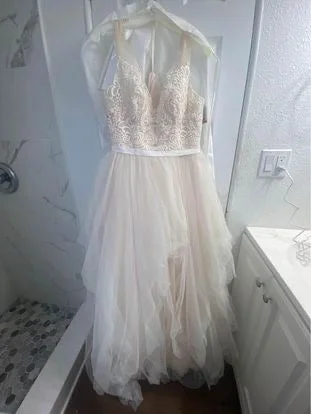 David's Bridal Embroidered unclassified dresses