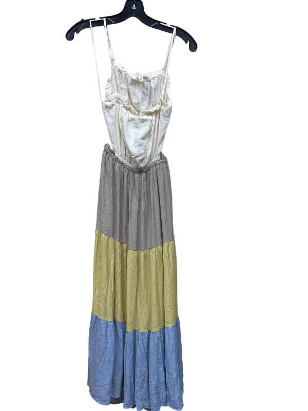 Dress Party Midi By Blu Pepper  Size: M Slim Midi Skirt