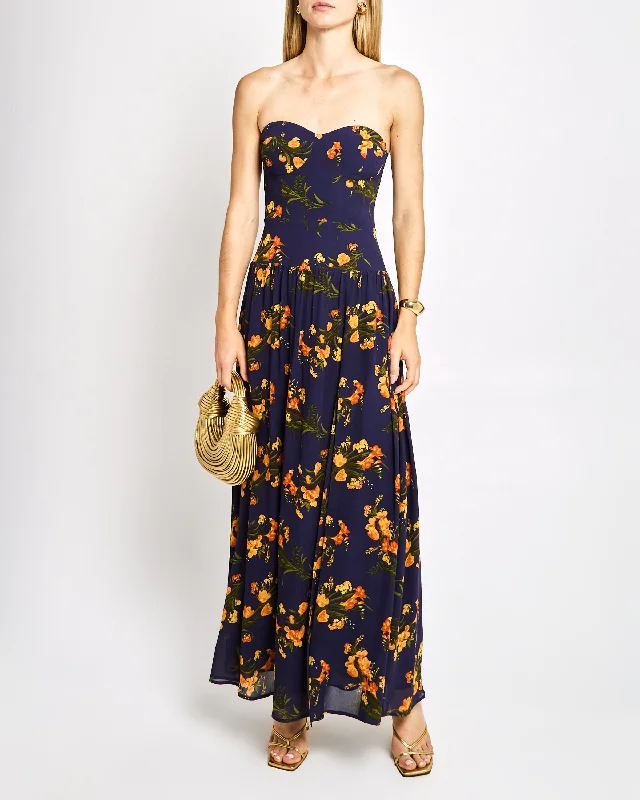 Kinny Dress Open-back unclassified dresses