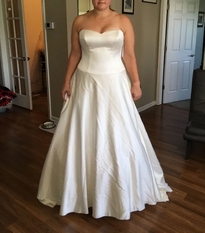 David's Bridal Fall unclassified dresses